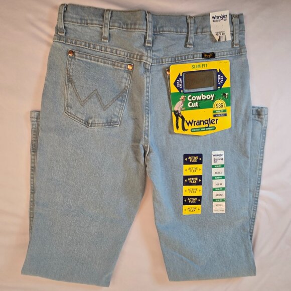 WRANGLER Men's Cowboy Cut Active Flex Slim Fit Jean Sz: 30 x 32 Bleach Blue - Picture 5 of 10
